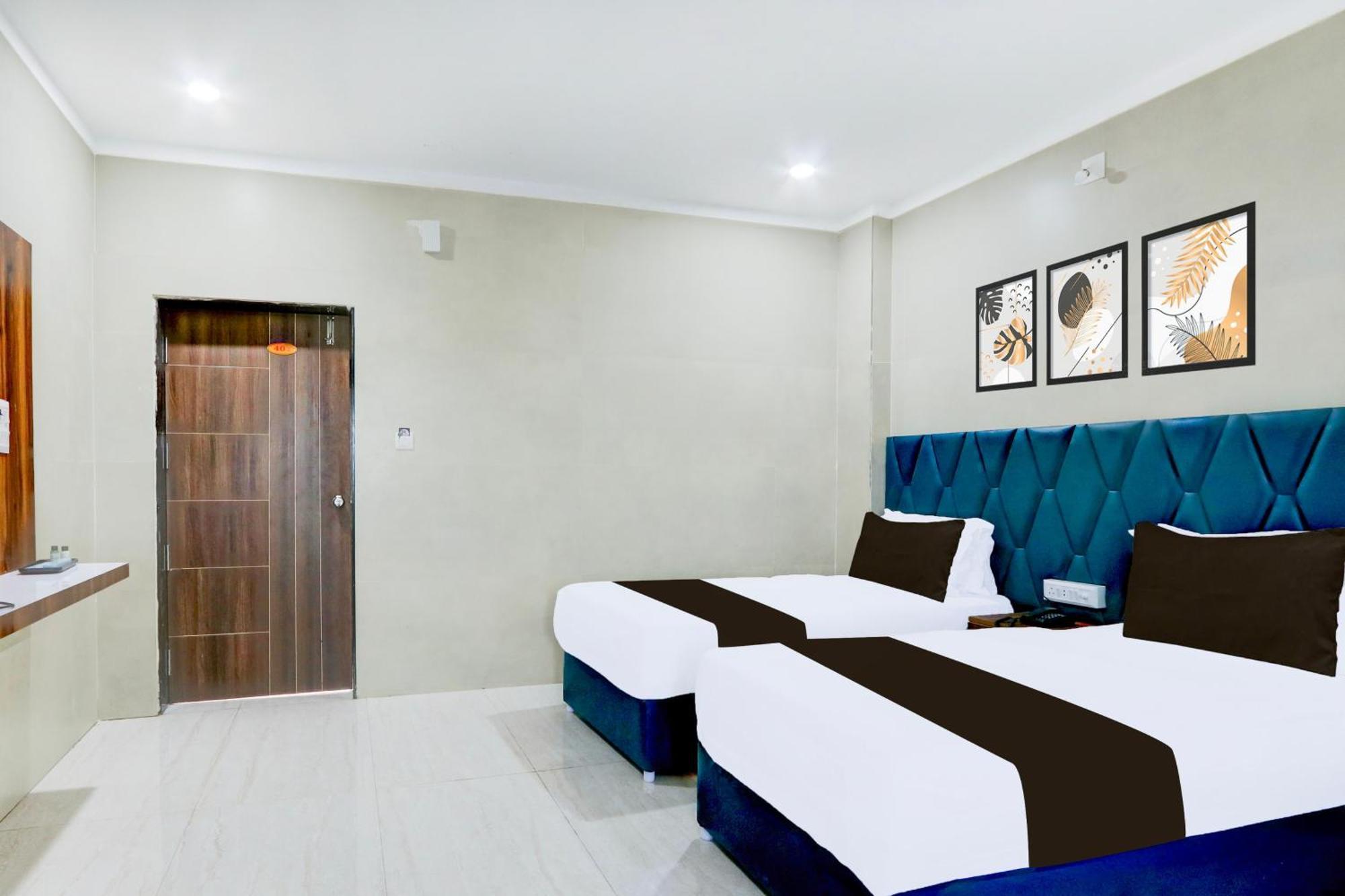 Hotel O Pr Grand Khammam Eksteriør billede